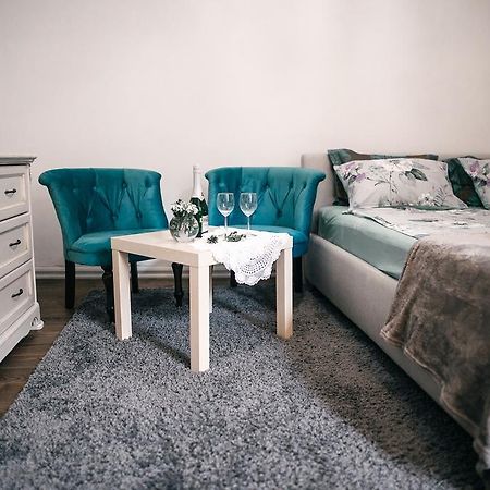 Apartment Natalya ลวีฟ ภายนอก รูปภาพ