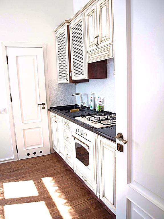 Apartment Natalya ลวีฟ ห้อง รูปภาพ
